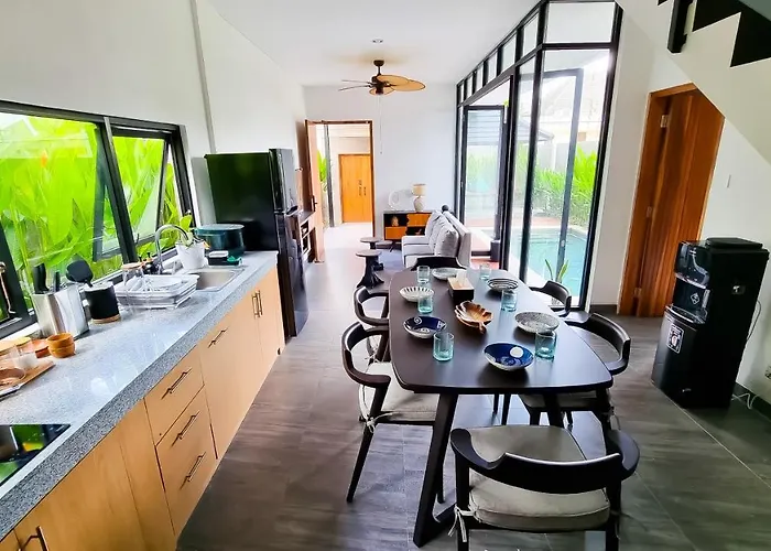 Cyber Jungle Villa